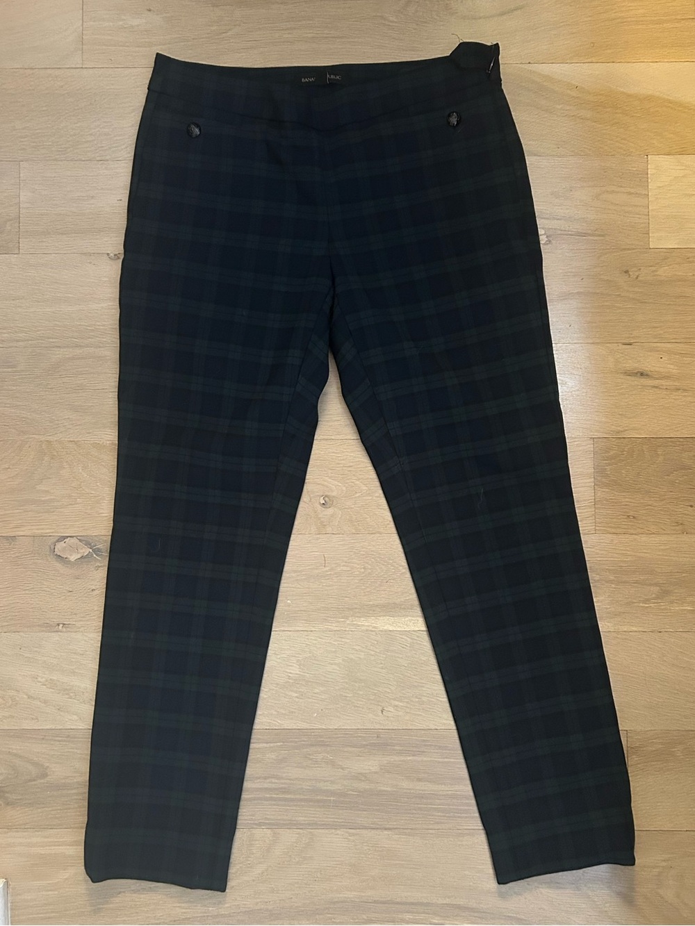Banana Republic women’s  Black and Dark Green Plaid Sloan Dress Pants
